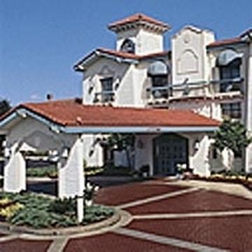 Hotel La Quinta By Wyndham Pensacola 3*