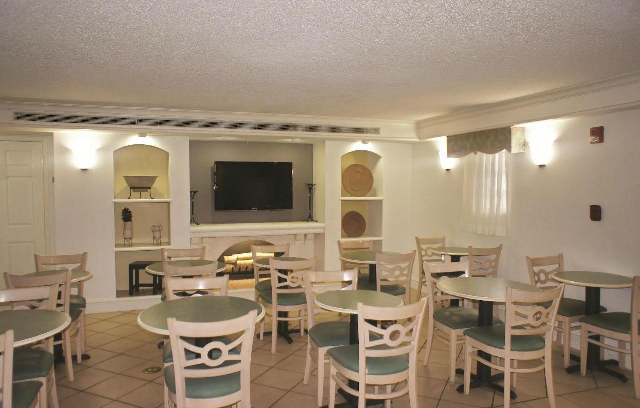 La Quinta By Wyndham Pensacola Ferry Pass