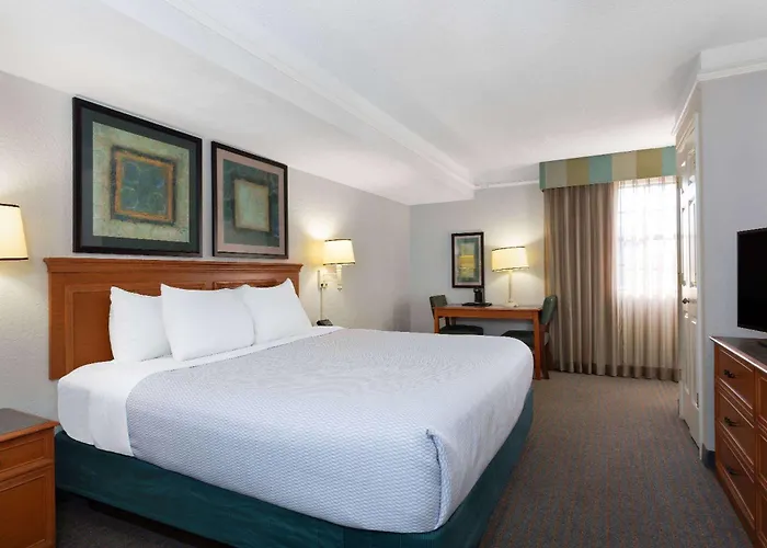 La Quinta Inn By Wyndham Pensacola